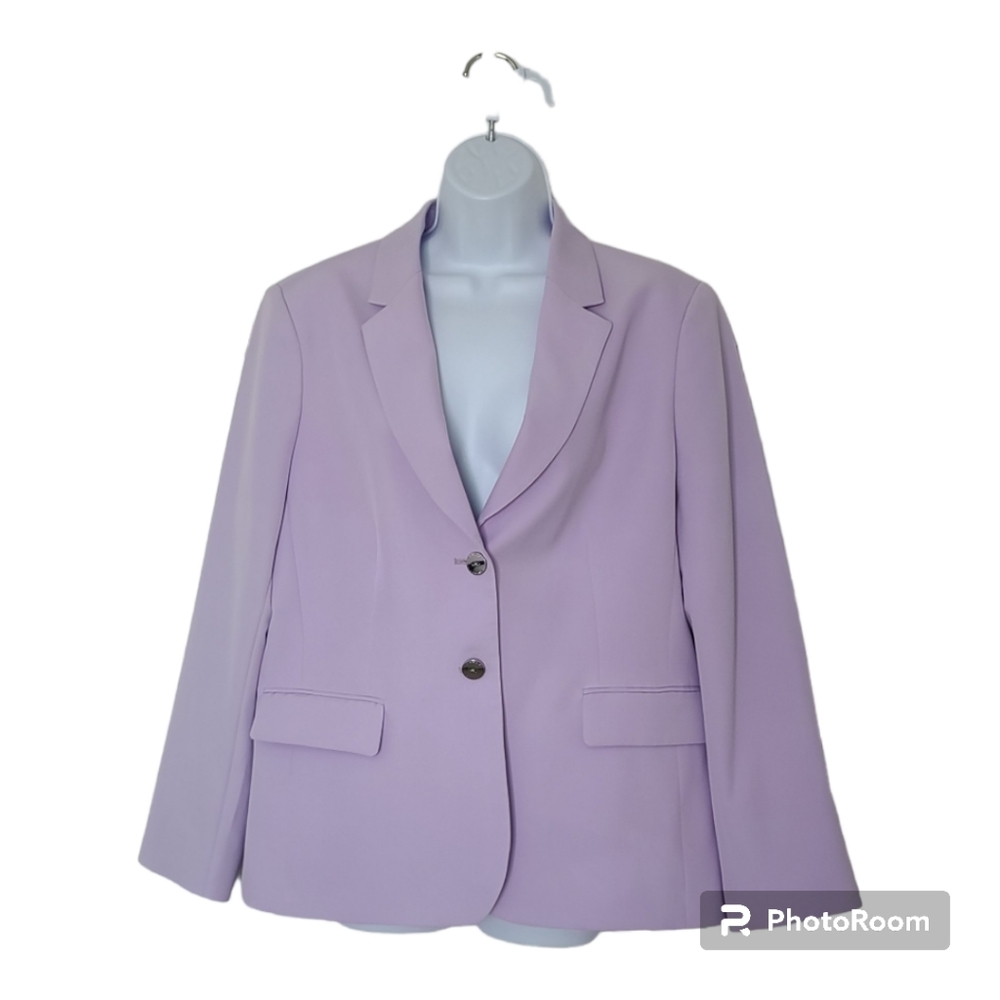 EUC🌞 Tahari Notched collar blazer